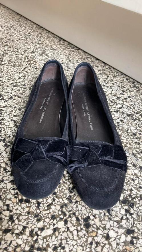ATTILIO GIUSTI LEOMBRUNI zwart suede loafers met strik, 37, Kleding | Dames, Schoenen, Zo goed als nieuw, Instappers, Zwart, Ophalen of Verzenden