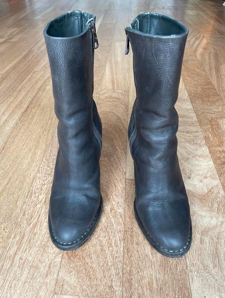 Fred de la Bretoniere prachtige grijze laarzen 38, Kleding | Dames, Schoenen, Zo goed als nieuw, Lage of Enkellaarzen, Grijs, Ophalen of Verzenden