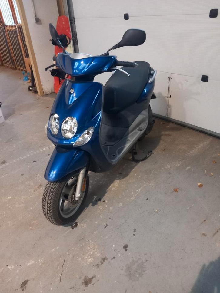 Yamaha neos 2010 brom 45km, Fietsen en Brommers, Scooters | Yamaha, Zo goed als nieuw, Neo's, Benzine, Ophalen