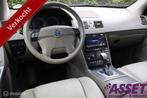 Youngtimer Volvo XC90 2.5T aut Momentum 7p | leer | trekhaak, Gebruikt, Beige, 1991 kg, 7 stoelen