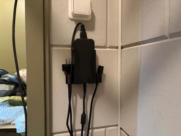 Vanmoof S5 & A5 Oplader houder muurophanging, Fietsen en Brommers, Handleidingen en Instructieboekjes, Nieuw, Ophalen of Verzenden