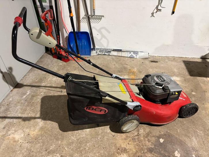 Ibea Benzine Grasmaaier, Tuin en Terras, Grasmaaiers, Gebruikt, Benzine-grasmaaier, Opvangzak, Ophalen