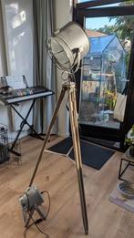 2x industriële lamp vloerlamp floorlamp industrieel, Huis en Inrichting, Lampen | Vloerlampen, Ophalen, 100 tot 150 cm, Zo goed als nieuw