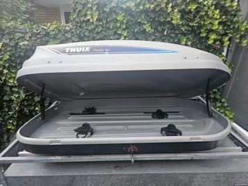 Thule Pacific 100 Dakkoffer beschikbaar voor biedingen