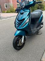 Piaggio zip 4t 2017, Fietsen en Brommers, Scooters | Piaggio, Ophalen, Maximaal 45 km/u, Zip, Zo goed als nieuw