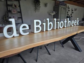 reclameopject verzameling bibliotheek ledreclame  beschikbaar voor biedingen