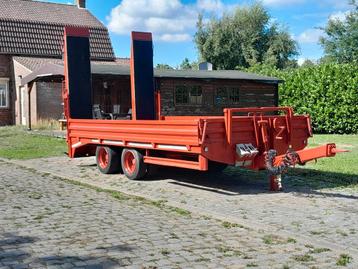 Oprijwagen dieplader wipkar beschikbaar voor biedingen