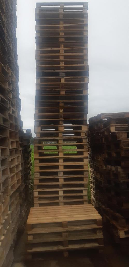 Te koop en gezocht  pallets, Doe-het-zelf en Verbouw, Hout en Planken, Zo goed als nieuw, Pallet, Overige houtsoorten, Minder dan 200 cm