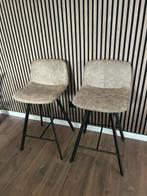 2 stuks leren barkruk, Huis en Inrichting, Barkrukken, Ophalen, Met voetsteun, 60 tot 90 cm, Leer