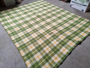 Vintage/ retro woondeken 100% schapenwol beschikbaar voor biedingen