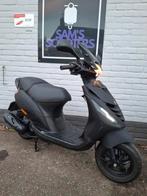 Piaggio Zip 2018 Black on Black, Ophalen, Gebruikt, Benzine, Overige modellen