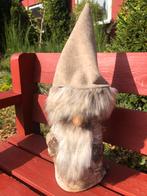 Kabouter, (hout en stof, leuk voor herfst- wintertafereel, Ophalen of Verzenden, Zo goed als nieuw