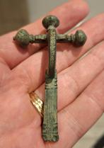 Romeinse Kruisboog fibula, Ophalen of Verzenden, Brons