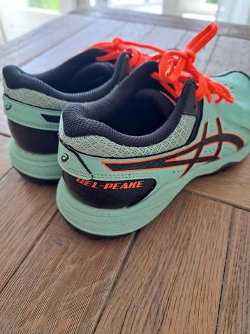 Hockey schoenen maat 37, 5 beschikbaar voor biedingen