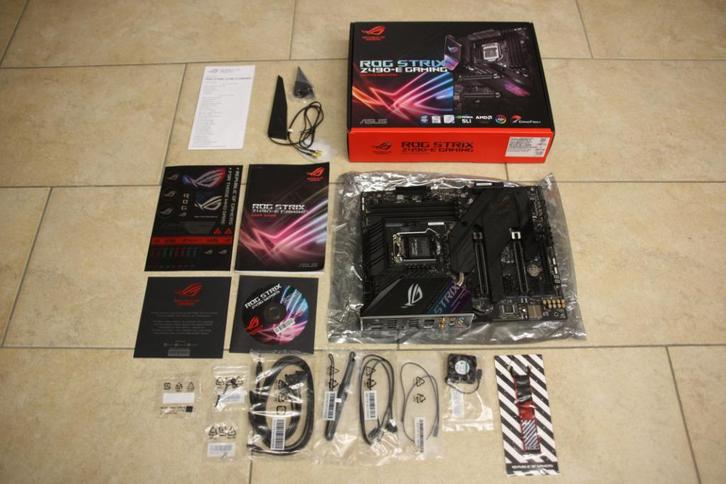 ASUS ROG Strix Z490-E Gaming. Moederbord compleet in doos, Computers en Software, Moederborden, Zo goed als nieuw, Intel, DDR4
