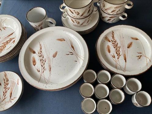 Midwinter Stonehenge WILD OATS /Wedgwood, Huis en Inrichting, Keuken | Servies, Zo goed als nieuw, Schaal of Schalen, Wedgwood