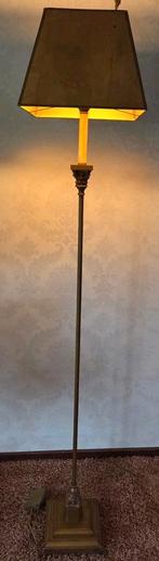 vintage goud kleurige lamp vloerlamp met kap, Huis en Inrichting, Lampen | Vloerlampen, Ophalen, Gebruikt, 150 tot 200 cm