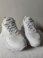 Puma Sneakers - Maat 39 - Nieuw!, Kleding | Dames, Schoenen, Puma, Wit, Nieuw, Ophalen of Verzenden