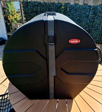 BASSDRUM CASE SKB California. beschikbaar voor biedingen