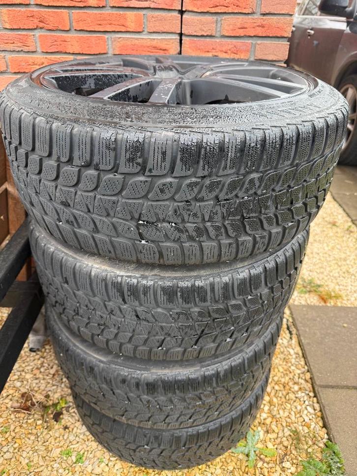 Bridgestone winterbanden 225/45 R18 | o.a. Audi A4/A5, Auto-onderdelen, Banden en Velgen, Band(en), Winterbanden, 18 inch, 225 mm