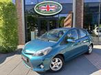 Toyota Yaris 1.5 Hybrid Aspiration (bj 2013, automaat), Euro 5, Gebruikt, Zwart, 4 cilinders