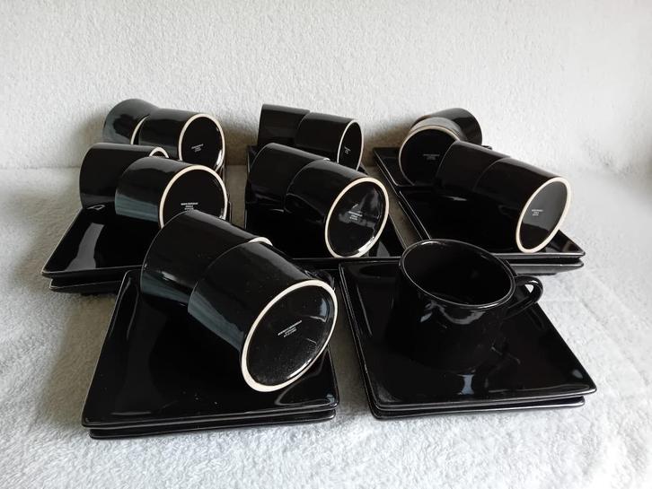 Riverdale Joy of Living 15 kop en Schotel - Zwart, Huis en Inrichting, Keuken | Servies, Zo goed als nieuw, Kop(pen) en/of Schotel(s)