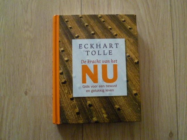Eckhart Tolle - De kracht van het nu HC, Verzenden, Zo goed als nieuw, Overige onderwerpen, Achtergrond en Informatie