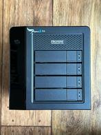 Promis Pegasus 2 R4 met 4x2TB SATA HDD, Computers en Software, NAS, Ophalen