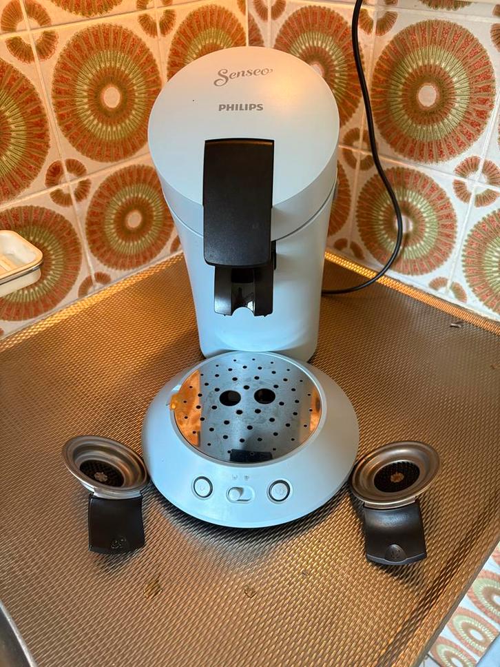 Senseo Original Plus CSA210/50 - Koffiepadmachine, Witgoed en Apparatuur, Koffiezetapparaten, Gebruikt, Koffiepads en cups, Koffiemachine