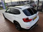 BMW X1 xDrive20i Business+ camera navi leer pano 6versn, Euro 5, Gebruikt, 4 cilinders, 2000 kg