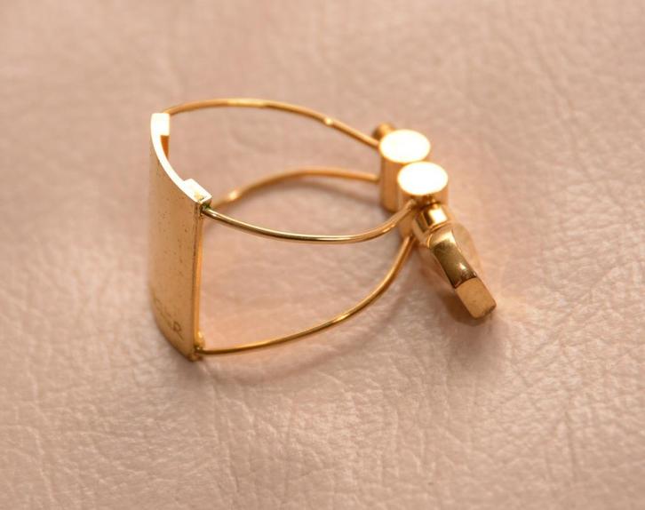 Rietbinder / Ligatuur - Alto - Tenor - Sopraan - Bariton Sax, Muziek en Instrumenten, Instrumenten | Toebehoren, Saxofoon, Ophalen of Verzenden