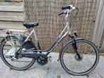 Damesfiets merk Raleigh, Fietsen en Brommers, Zo goed als nieuw, Ophalen, Overige merken, Minder dan 10 versnellingen