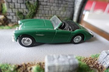 Austin Healey  100 BN2 1956  Dinky Collection