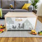 Houten speelgoedkist met naam en boerderij | Full coulor, Kraamcadeau, Verzenden, Info@freubelshoponline.nl, Klimmen