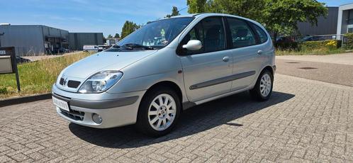 Renault Scénic 2.0-16V Sport Way Airco, APK,Leer, Auto's, Renault, Bedrijf, Te koop, Scénic, ABS, Airbags, Airconditioning, Boordcomputer