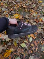 Travis Scott Velvet Brown maat 45, Kleding | Heren, Schoenen, Ophalen of Verzenden, Zo goed als nieuw, Bruin
