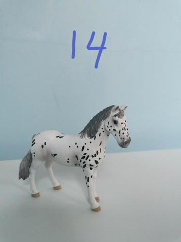Schattig gestippeld Schleich paard beschikbaar voor biedingen