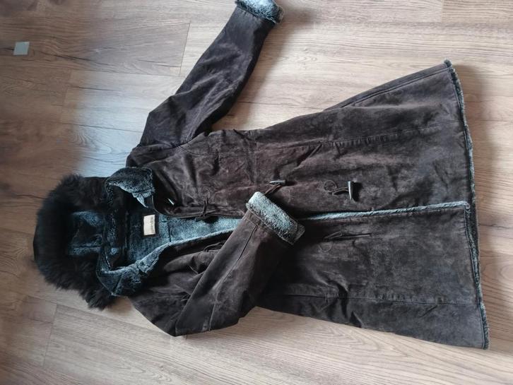 Splendido winterjas met bontkraag - maat M/L, Kleding | Dames, Jassen | Winter, Zo goed als nieuw, Maat 42/44 (L), Bruin, Ophalen of Verzenden