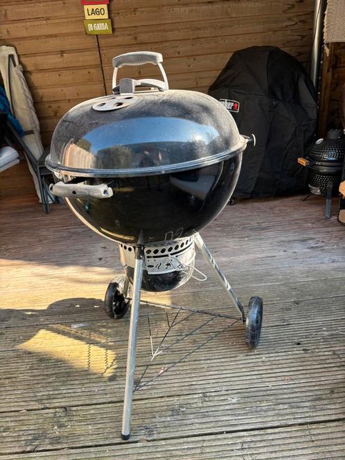 Weber master touch 57 cm met hoes, Tuin en Terras, Houtskoolbarbecues, Gebruikt, Ophalen