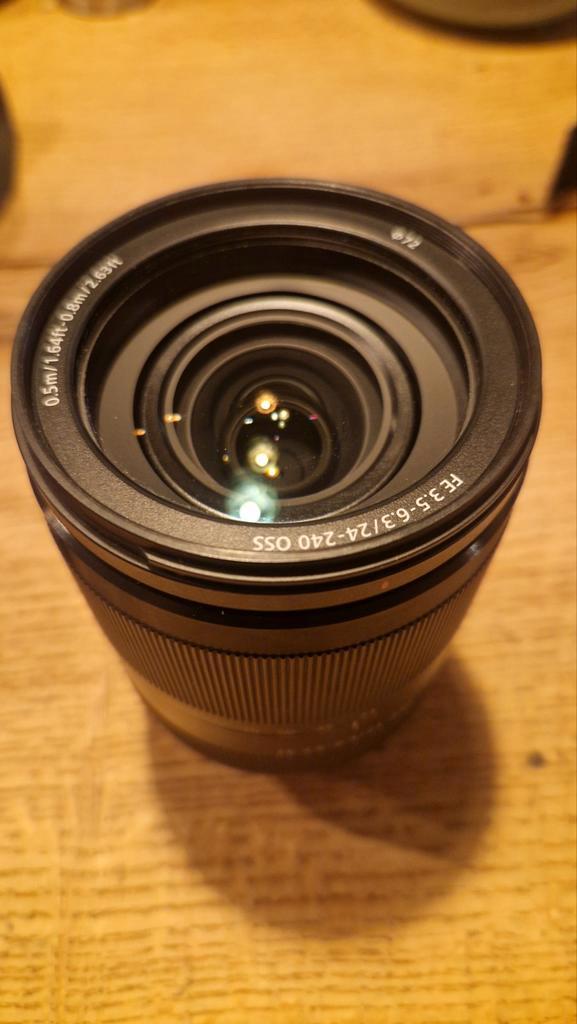 Sony FE 3.5-6.3 / 24-240mm objectief, Audio, Tv en Foto, Fotografie | Lenzen en Objectieven, Zo goed als nieuw, Standaardlens