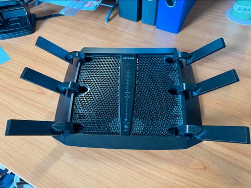 Netgear Nighthawk X6 R8000Tri-Band WiFi Gigabit Router., Computers en Software, Routers en Modems, Zo goed als nieuw, Router, Ophalen of Verzenden