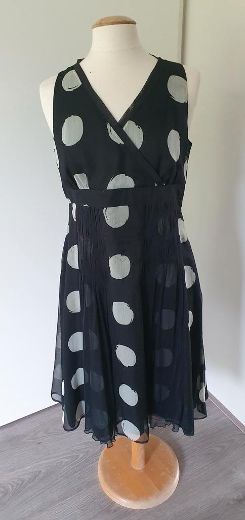 Tuzzi Jurkje Maat 42 met Onderrok, Kleding | Dames, Jurken, Zo goed als nieuw, Maat 42/44 (L), Zwart, Knielengte, Ophalen of Verzenden
