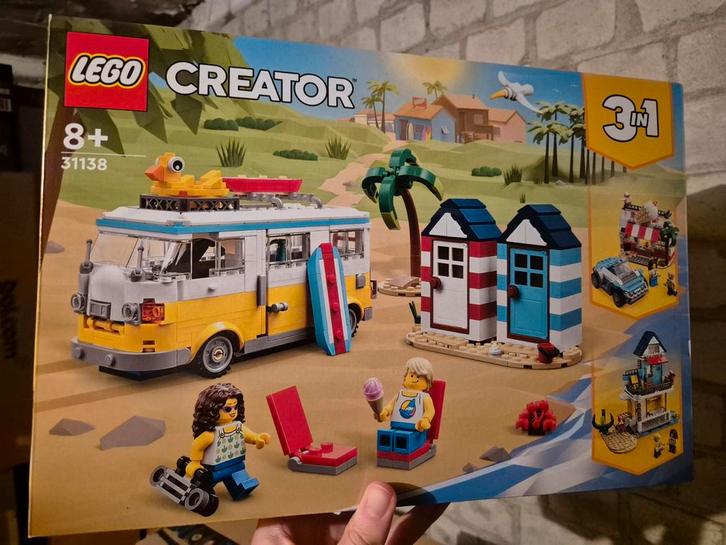 LEGO Creator 31138 Strand Camper Van 3-in-1, Kinderen en Baby's, Speelgoed | Duplo en Lego, Nieuw, Lego, Complete set, Ophalen of Verzenden