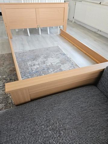 bed 140cm eikenkleur