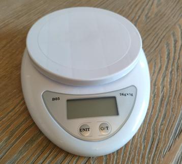 Nieuwe digitale keukenweegschaal – wit (5 kg / 1 g) beschikbaar voor biedingen