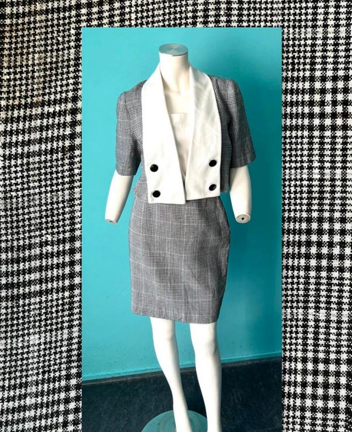 Vintage Luisa Spagnoli 3-delig pakje maat 38, Kleding | Dames, Jasjes, Kostuums en Pakken, Gedragen, Kostuum of Pak, Maat 38/40 (M)