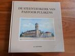 De steentjeskerk van Pastoor Pulskens., Ophalen of Verzenden, Zo goed als nieuw