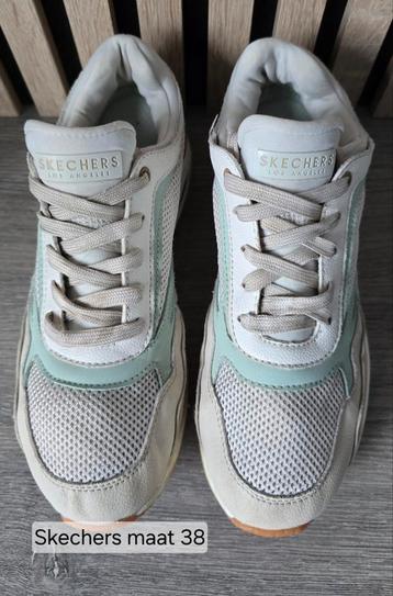 Skechers schoenen maat 38  beschikbaar voor biedingen