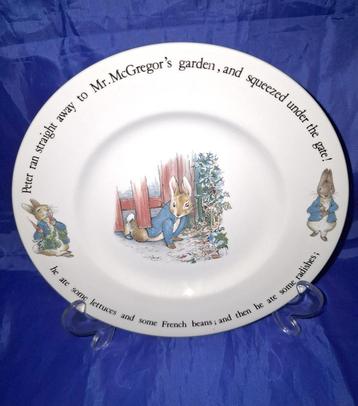 Wedgwood Beatrix Potter Peter Rabbit bord McGregor's Garden beschikbaar voor biedingen