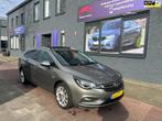 Opel Astra Sports Tourer 1.0 Edition schuifdak navi nap boek, Voorwielaandrijving, Electronic Stability Program (ESP), Gebruikt